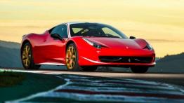 Ferrari 458 Italia zainspirowany Nikim Laudą