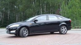 Ford Mondeo - auto Jamesa Bonda