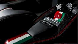 Ferrari 458 Italia zainspirowany Nikim Laudą