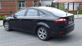 Ford Mondeo - auto Jamesa Bonda