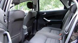 Ford Mondeo - auto Jamesa Bonda