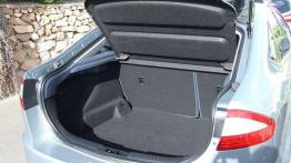 Ford Mondeo - auto Jamesa Bonda