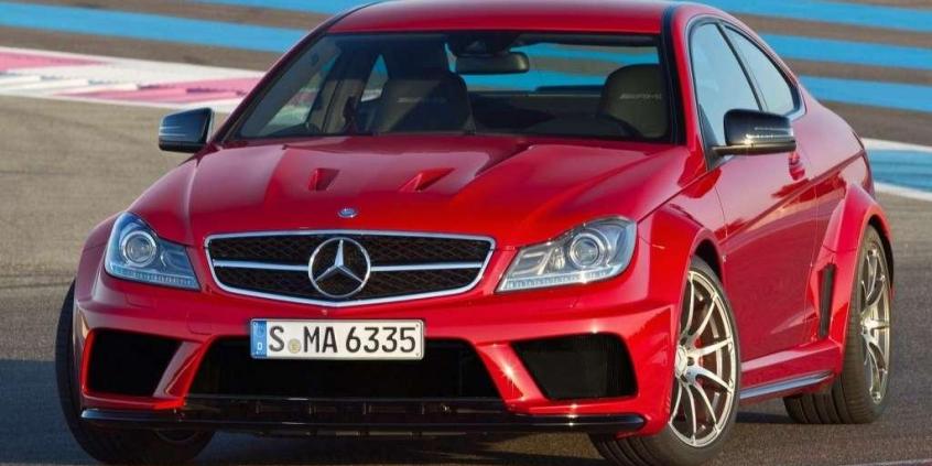 Mercedes Benz C63 AMG Coupe Black Series - Urodzony rekordzista