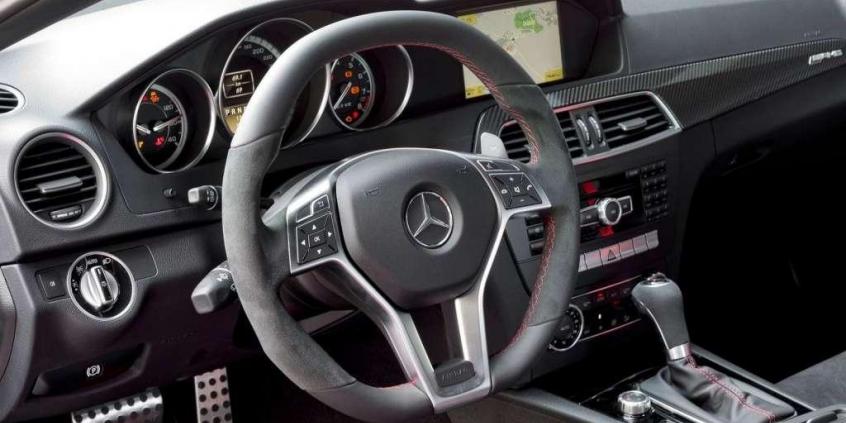 Mercedes Benz C63 AMG Coupe Black Series - Urodzony rekordzista