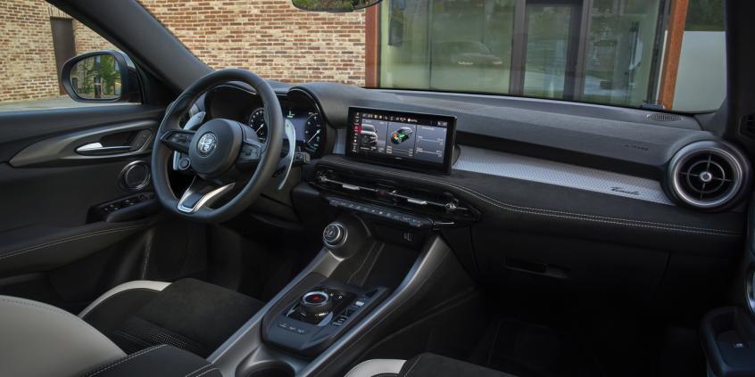 Alfa Romeo Tonale po liftingu: ewolucja, która ma przywrócić blask i sprzedaż