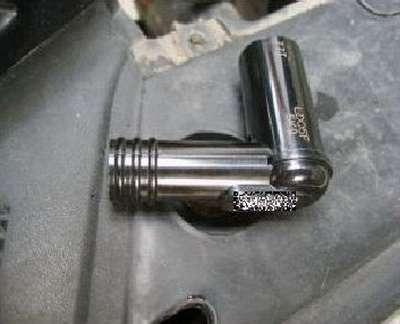 Wymiana fajki świecy (na przykładzie skutera)