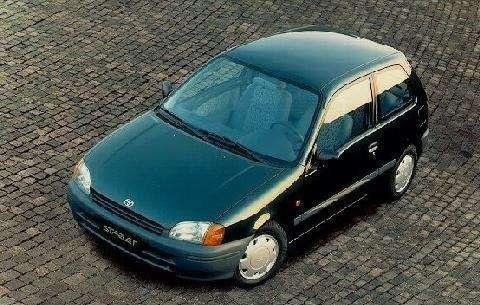 Toyota Starlet - mała/wielka gwiazdeczka