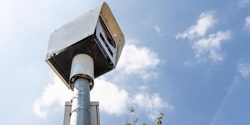 Komisja Kodyfikacyjna: Właściciel auta nie musi na siebie donosić po zdjęciu z fotoradaru