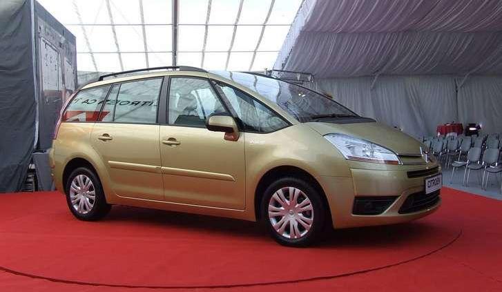 Słoneczny mini van - Citroen C4