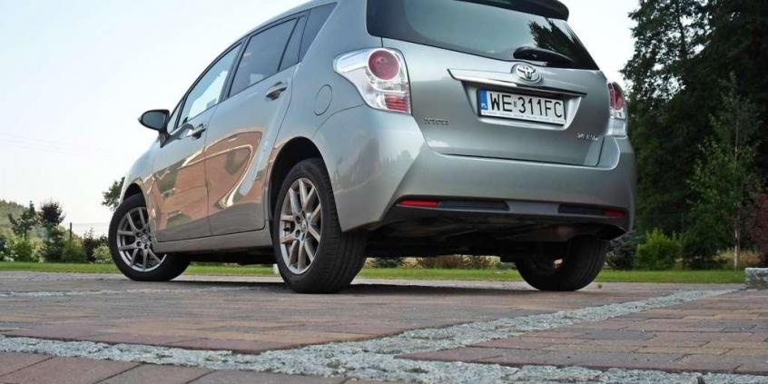 Toyota Verso 2.0 D-4D - prorodzinna