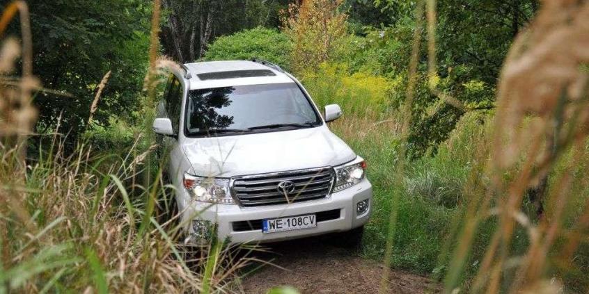 Toyota Land Cruiser V8 - doświadczenie to nie wszystko