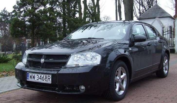 Dodge Avenger - tania limuzyna z silnikiem Volkswagena