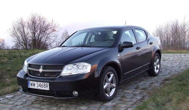 Dodge Avenger - tania limuzyna z silnikiem Volkswagena