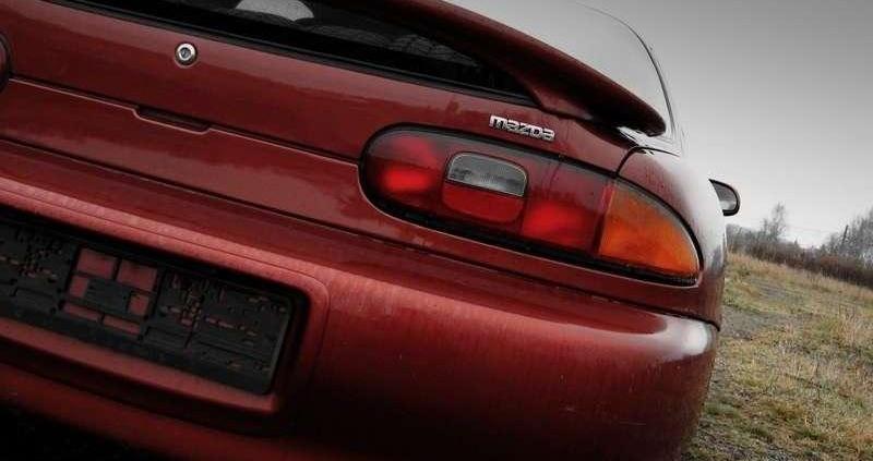 Mazda MX-3 - ekspresja po japońsku