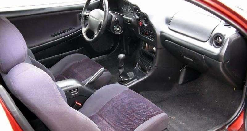 Mazda MX-3 - ekspresja po japońsku