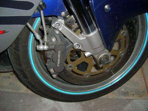 Wymiana klocków hamulcowych (na przykładzie Hayabusy)