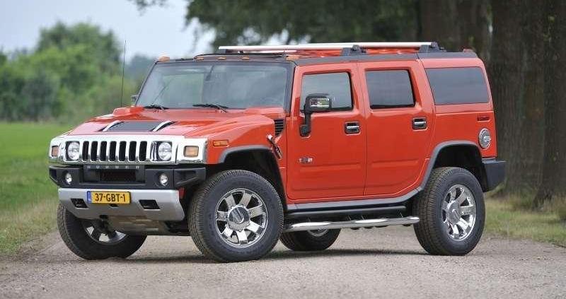Hummer H2 - kolos dla celebryty