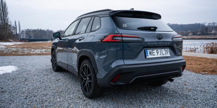 Porównanie: Toyota Corolla Cross vs Honda ZR-V vs Nissan Qashqai. Japońskie hybrydy dla Kowalskiego