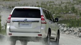 Toyota Land Cruiser 2.8 D-4D - na każdą pogodę