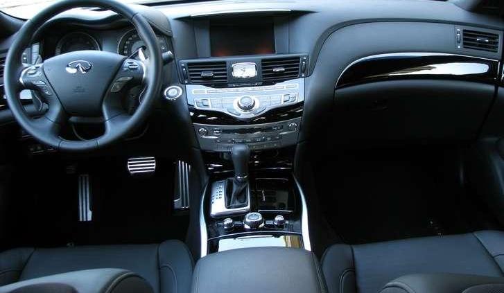 Pierwsza jazda Infiniti M