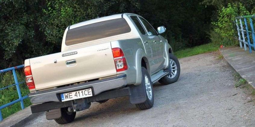 Narzędzie do walki z VAT-em - Toyota Hilux 3.0 D-4D