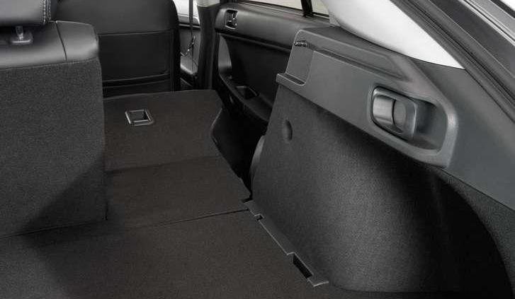 Mitsubishi Lancer Sportback - Rekin bez zębów?