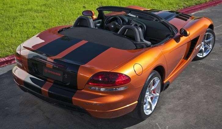 Legenda przechodzi do historii - Dodge Viper