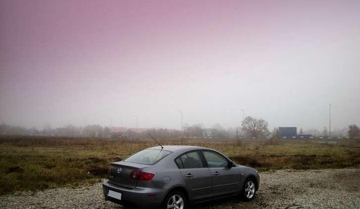 Mazda 3 - kompakt z marginesu