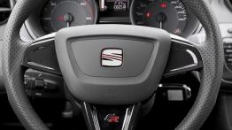 Seat Ibiza FR TDI - manetka zmiany biegów pod kierownicą