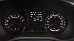 Kia Soul II (2014) GDi - zestaw wskaźników