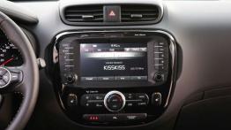 Kia Soul II (2014) GDi - radio/cd/panel lcd