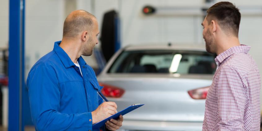 Kupujesz używane auto? Te trzy dane mogą uchronić cię przed kosztowną wpadką