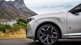 Oto nowe BMW X5 Neue Klasse. Świeci iksami, nie ma klamek i pogodzi fanów każdego napędu