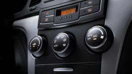 Jak szybko schłodzić wnętrze samochodu?