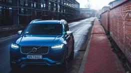 Volvo XC90 D5 R-Design - sport tylko z wyglądu