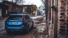 Volvo XC90 D5 R-Design - sport tylko z wyglądu