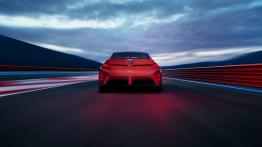 BMW nie ugnie się pod trendami. Nowe M3 zachowa sześć cylindrów i uniknie hybrydy