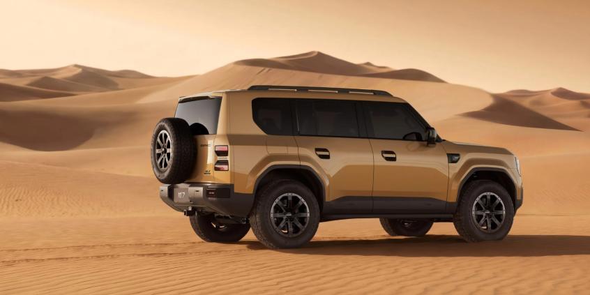 Chiński SUV wygląda jak Land Rover Defender. Ma hybrydę plug-in i 188 km na prądzie