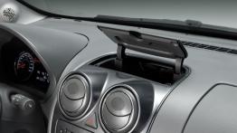 Fiat Palio 1.6 Essence - schowek przedni otwarty