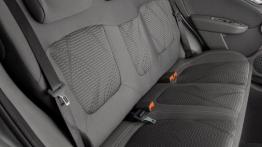 Fiat Palio 1.4 Attractive - tylna kanapa