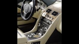 Aston Martin Rapide - kokpit