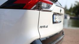 Toyota RAV4 AWD-i Hybrid – czy napęd ma jeszcze znaczenie?