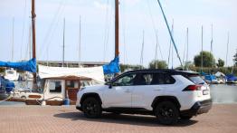 Toyota RAV4 AWD-i Hybrid – czy napęd ma jeszcze znaczenie?