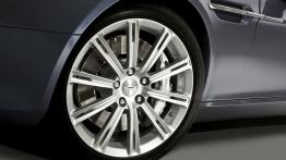 Aston Martin Rapide - koło