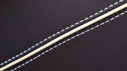 Aston Martin DB9 Facelifting Coupe - fotel kierowcy, widok z przodu