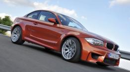 BMW Seria 1 M Coupe - prawy bok