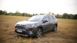 Toyota RAV4 AWD-i Hybrid – czy napęd ma jeszcze znaczenie?