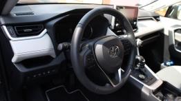 Toyota RAV4 AWD-i Hybrid – czy napęd ma jeszcze znaczenie?