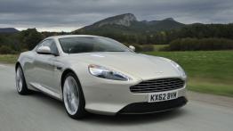 Aston Martin DB9 Facelifting Coupe - prawy bok