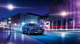 Lexus UX 300e - widok z przodu